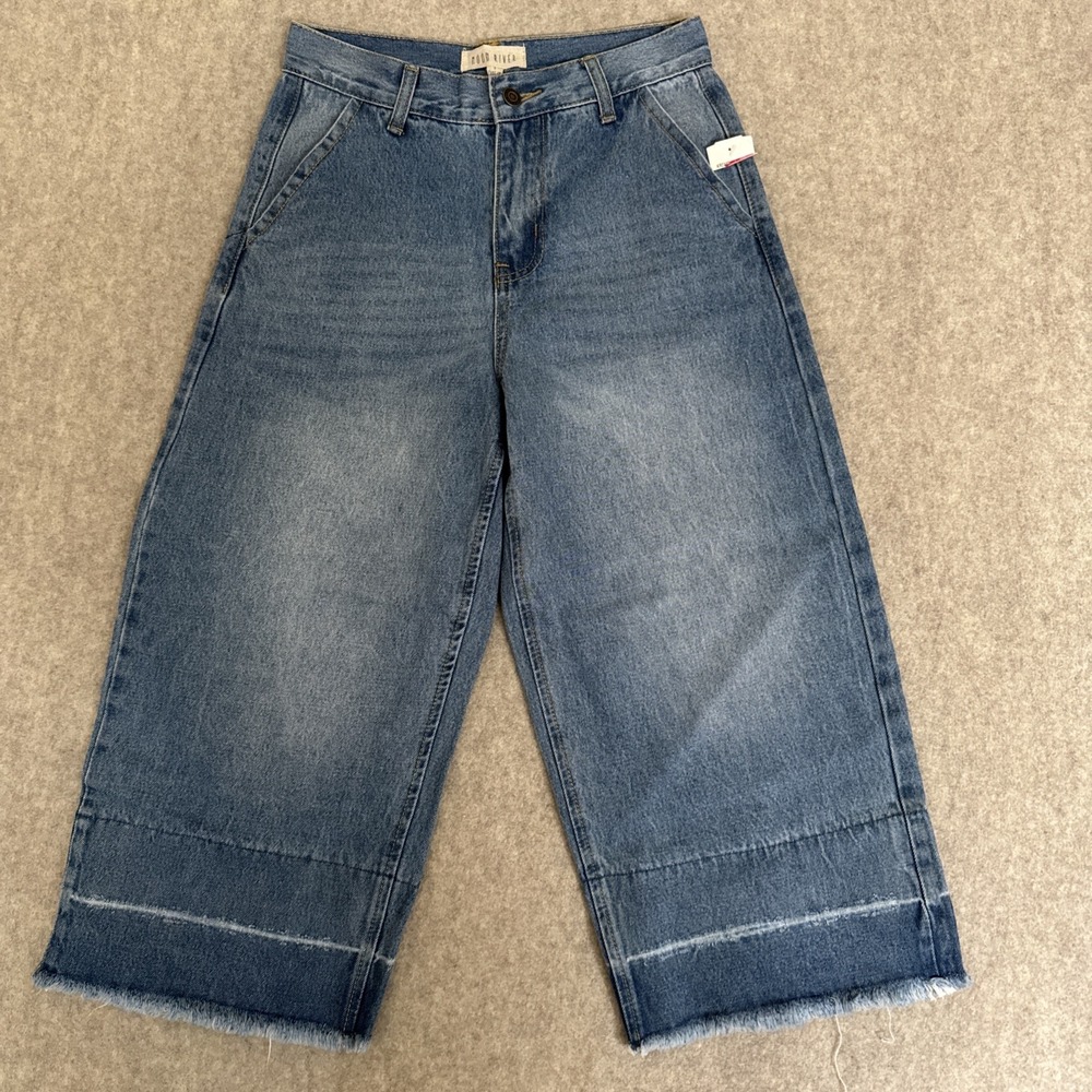 Moon River Wide Leg Cropped Jeans Womens S Light Wash High Rise Frayed Hem NWT
